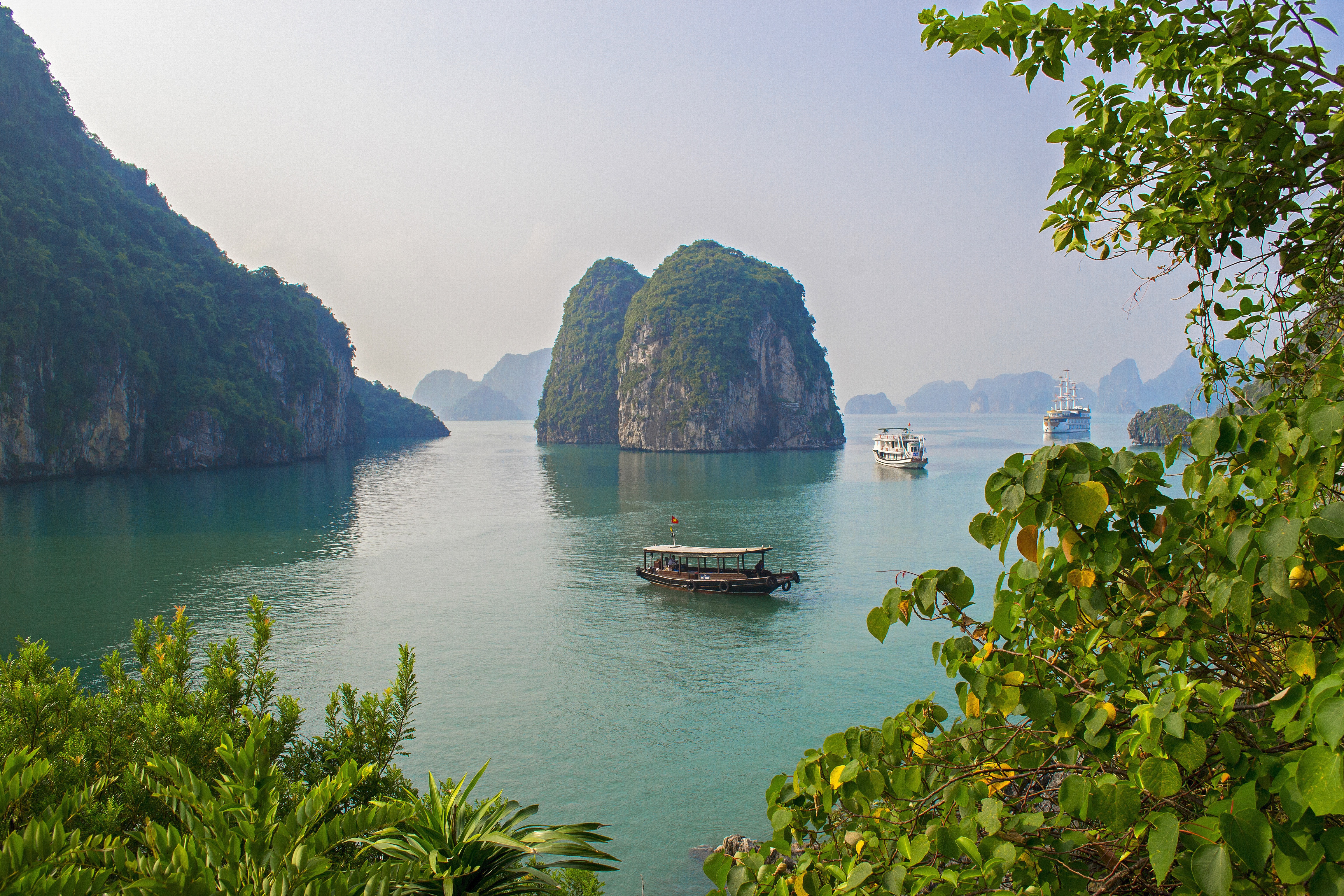 Halong full day tour with express way transfer from Hanoi