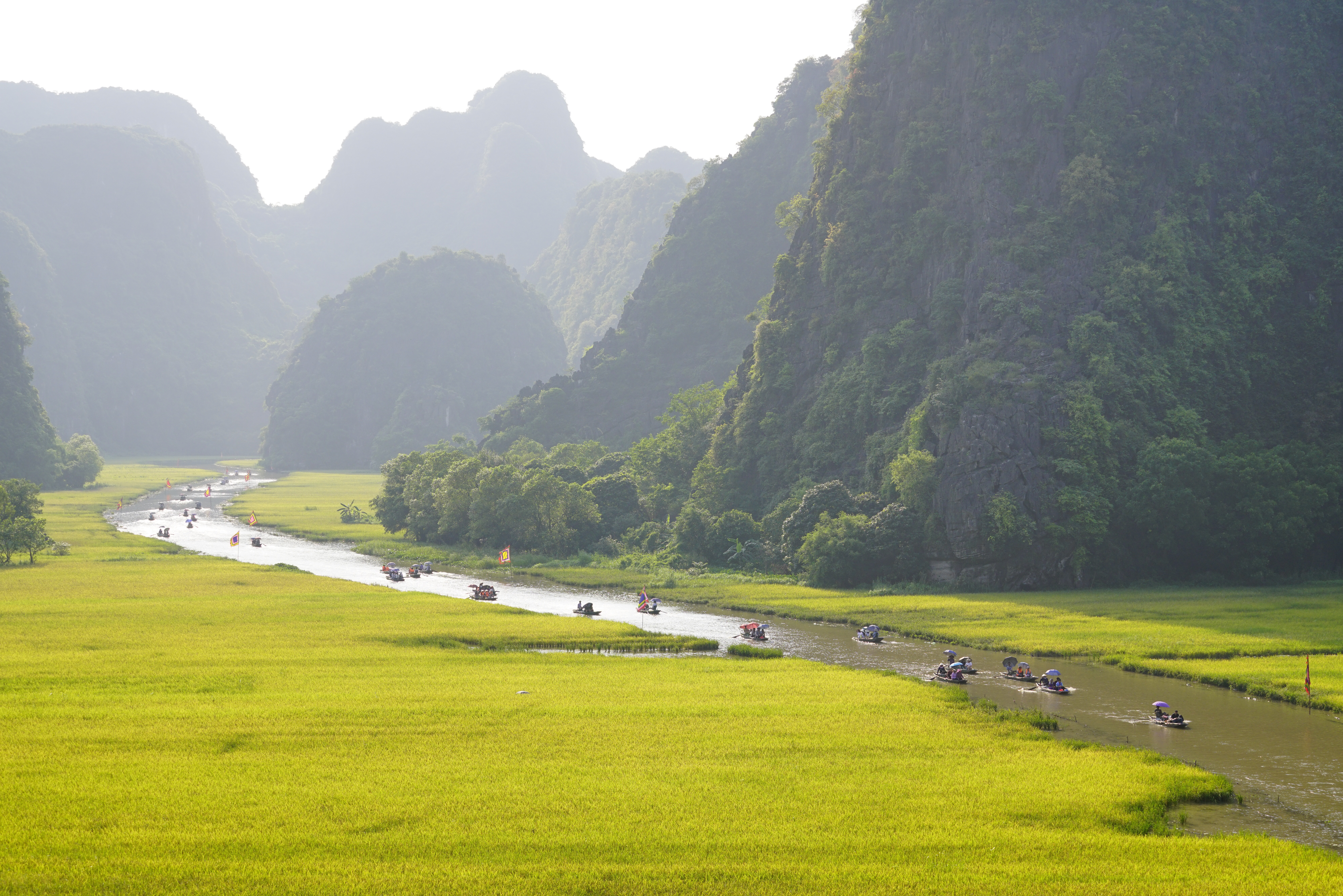 Luxury small group Hoa Lu - Tam Coc - Rural Village and cycling 