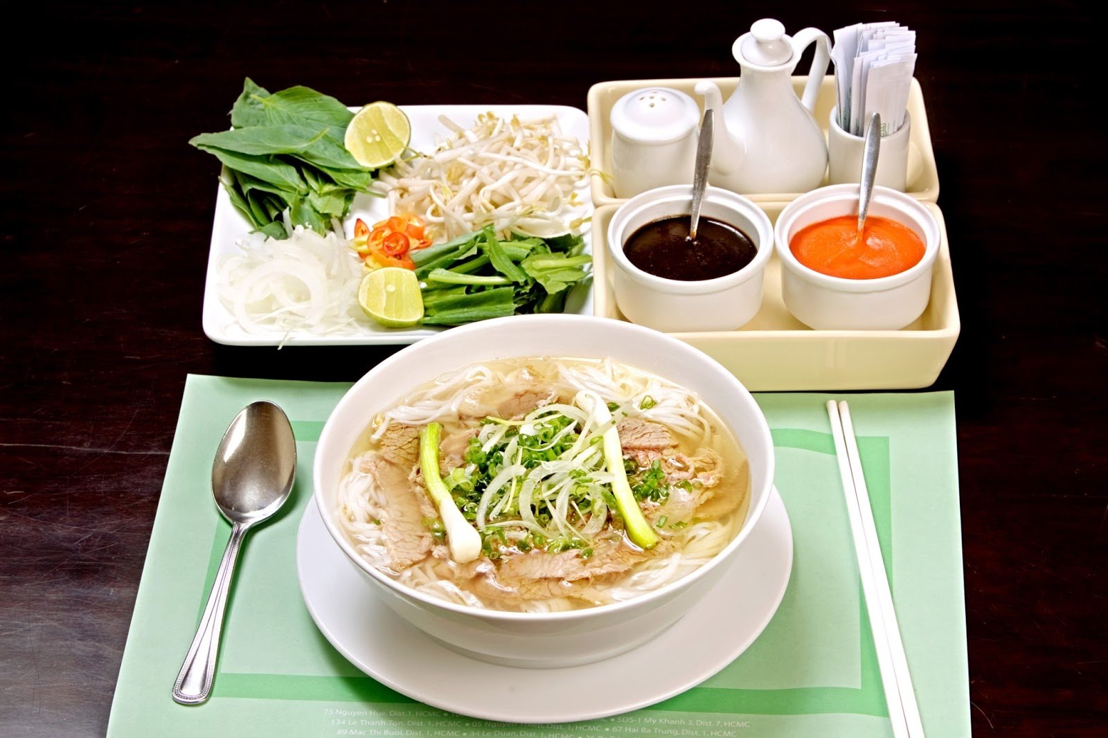Pho (noodle soup), Hanoi, Vietnam - Mixtourist
